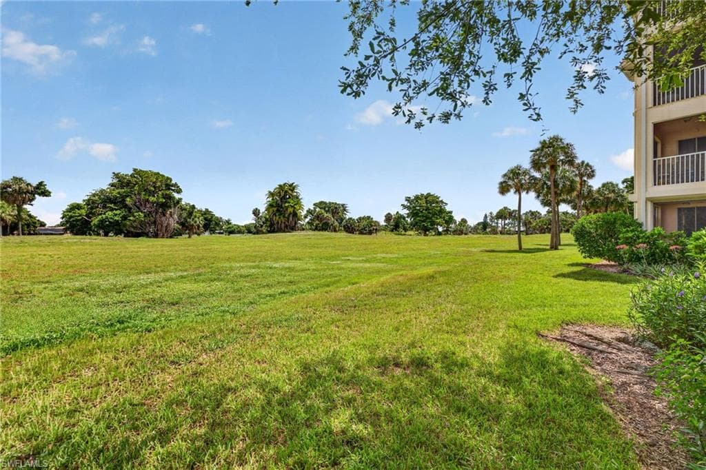 4015 Palm Tree BLVD 304-32
