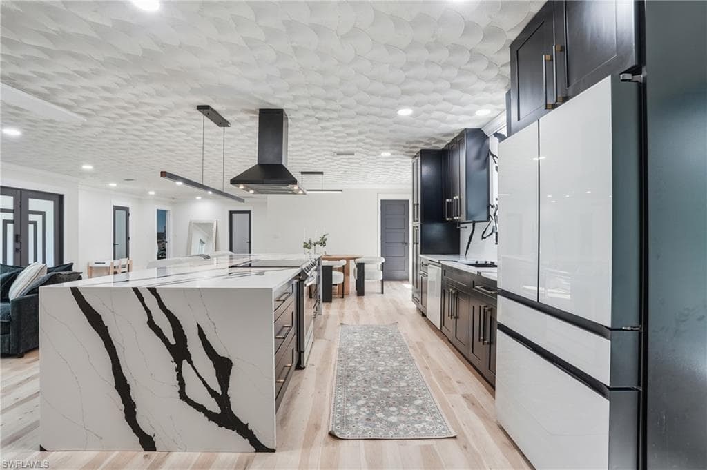 3931 W Riverside DR-13