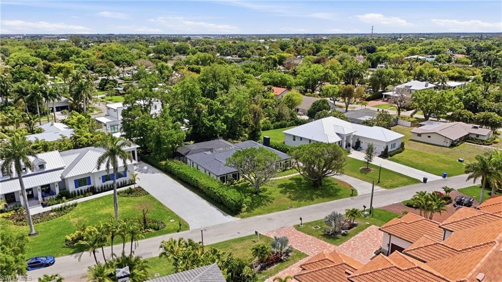 3931 W Riverside DR-7