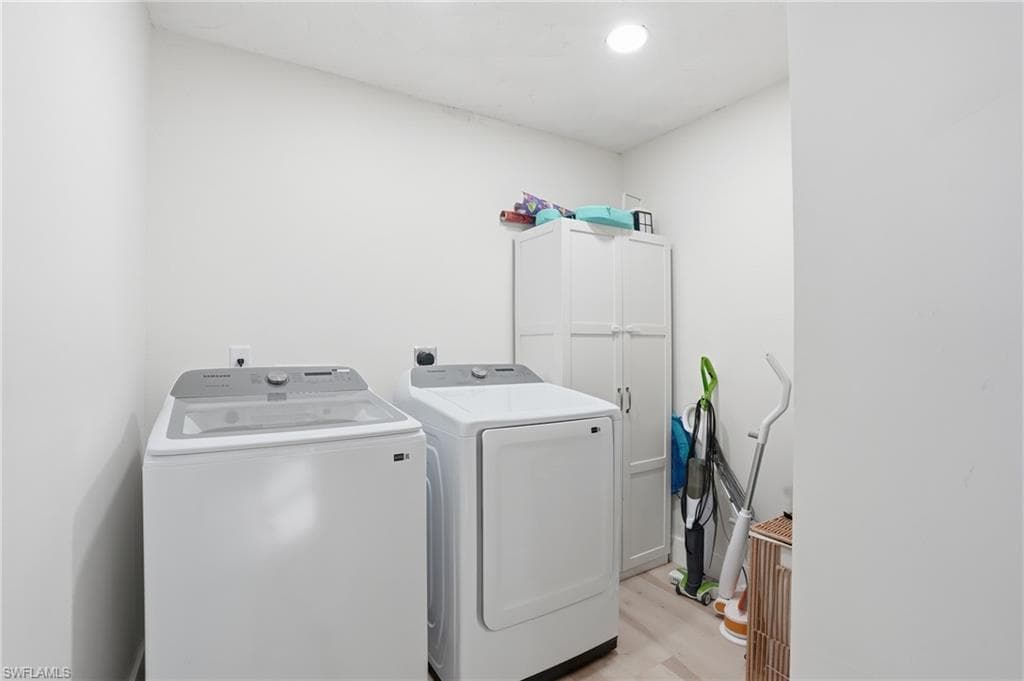 3931 W Riverside DR-37