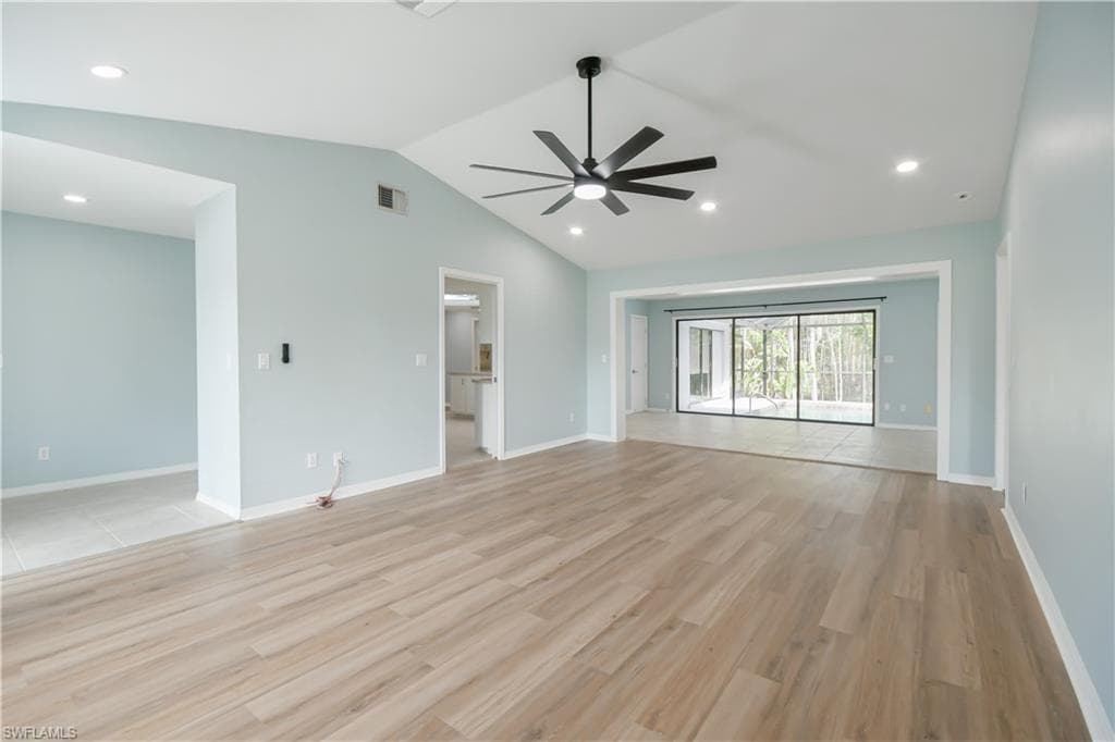 6686 Kestrel CIR-5