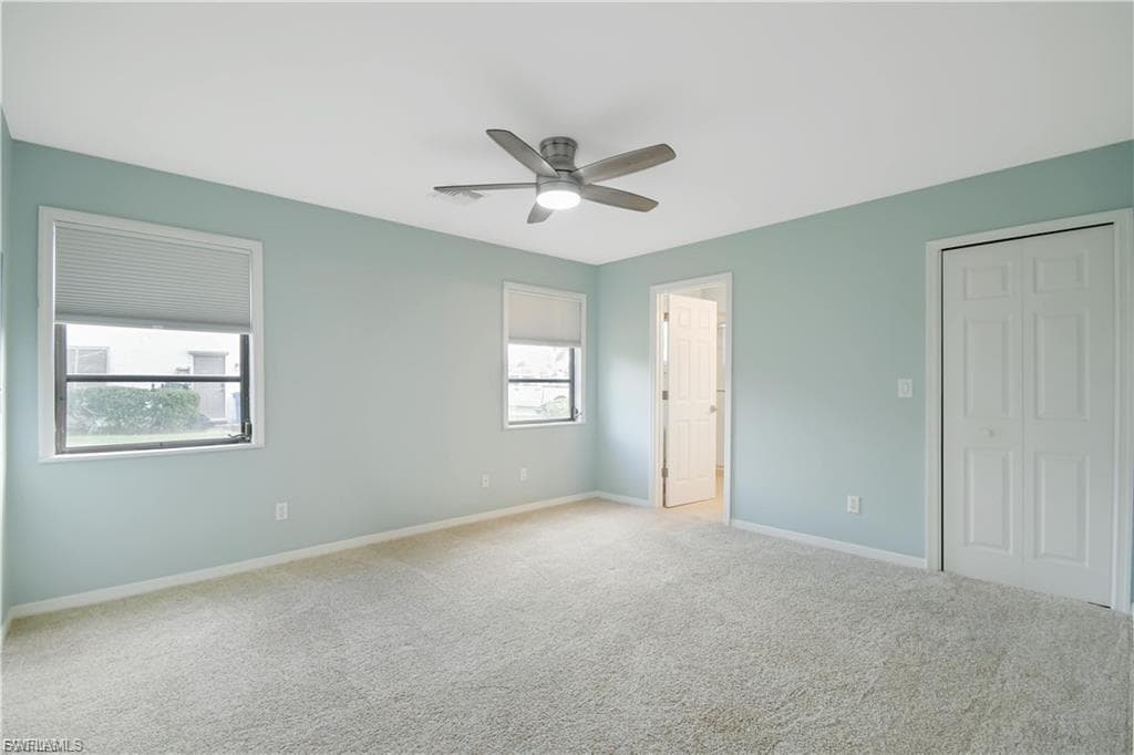 6686 Kestrel CIR-14