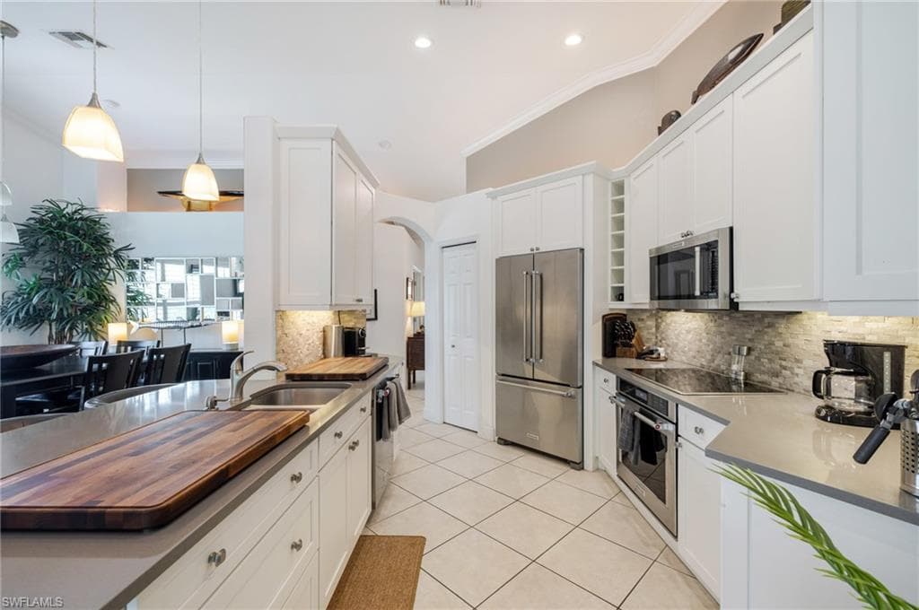 6871 Sterling Greens DR 202-18