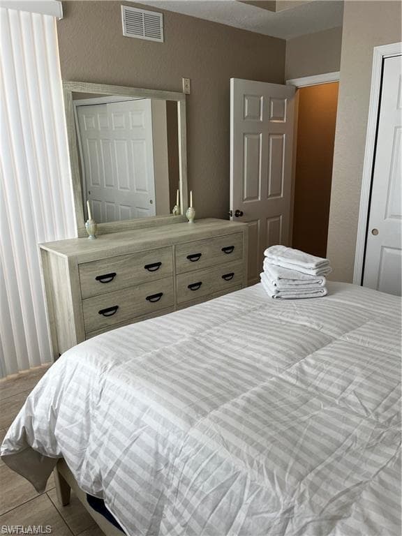 9025 Colby DR 2113-17