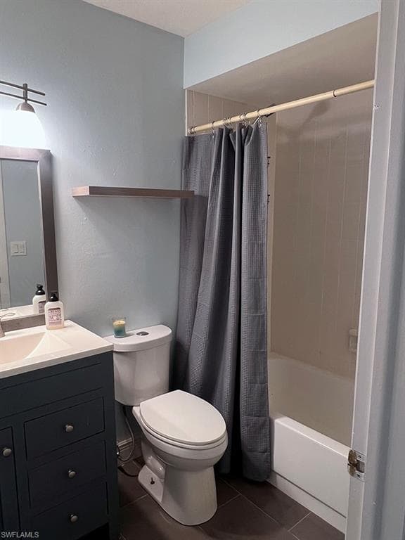 3906 SE 11th PL 606-2