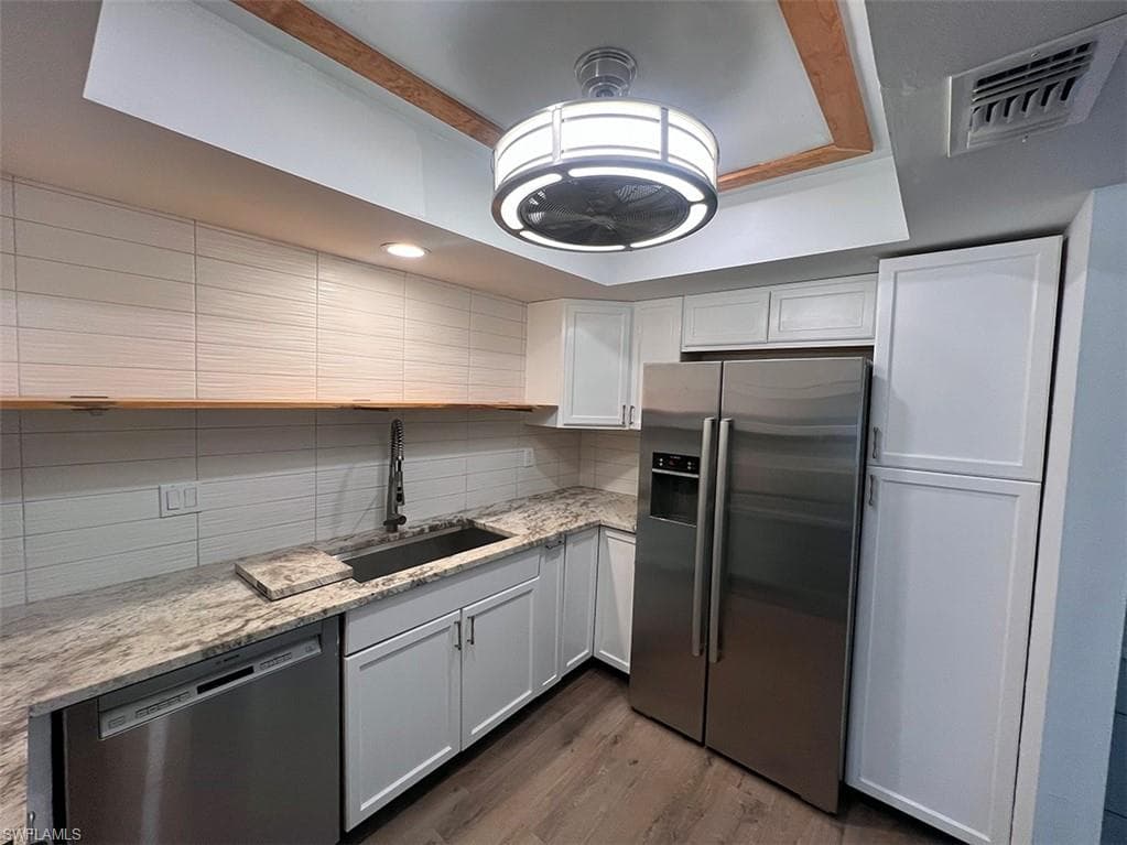 3906 SE 11th PL 606-3