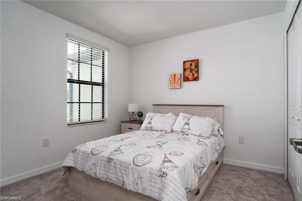 14267 Oviedo PL-18