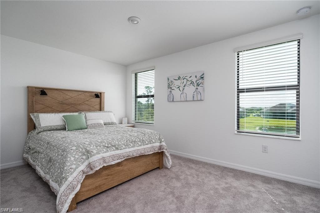14267 Oviedo PL-11