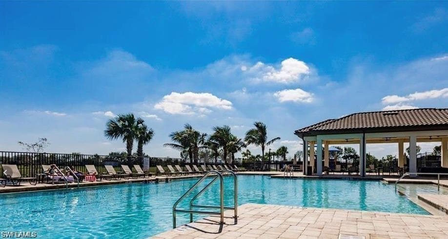 14267 Oviedo PL-35