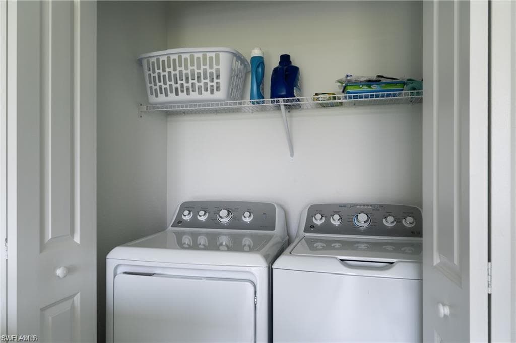 14267 Oviedo PL-22
