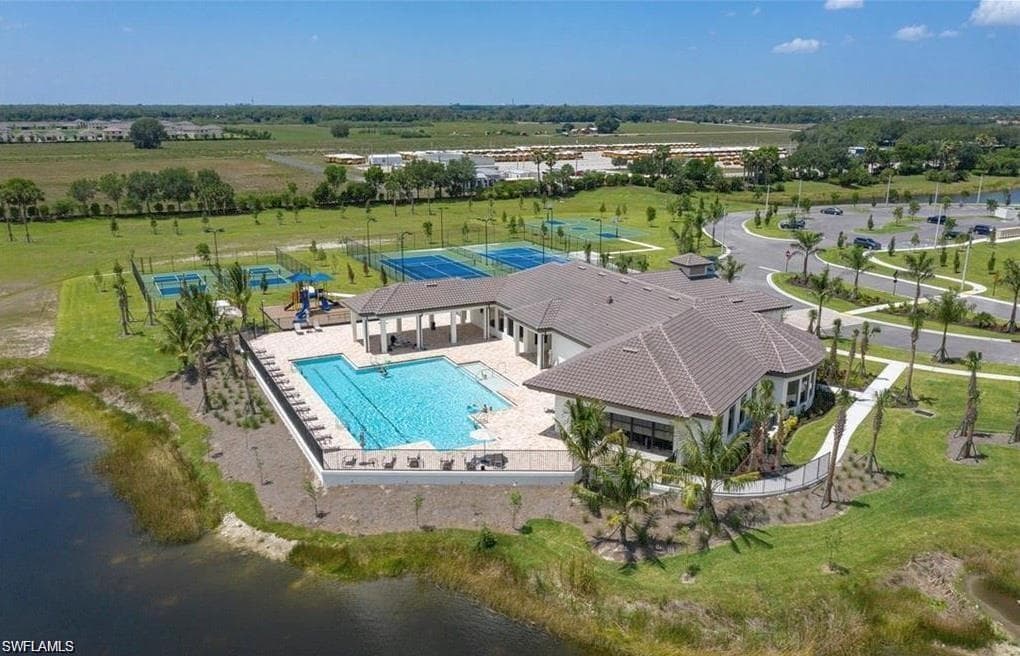 14267 Oviedo PL-25