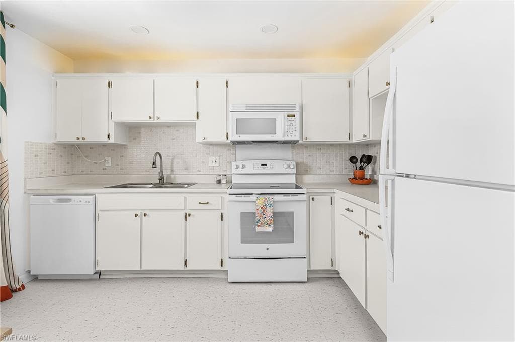 6731 Panther LN D6-5