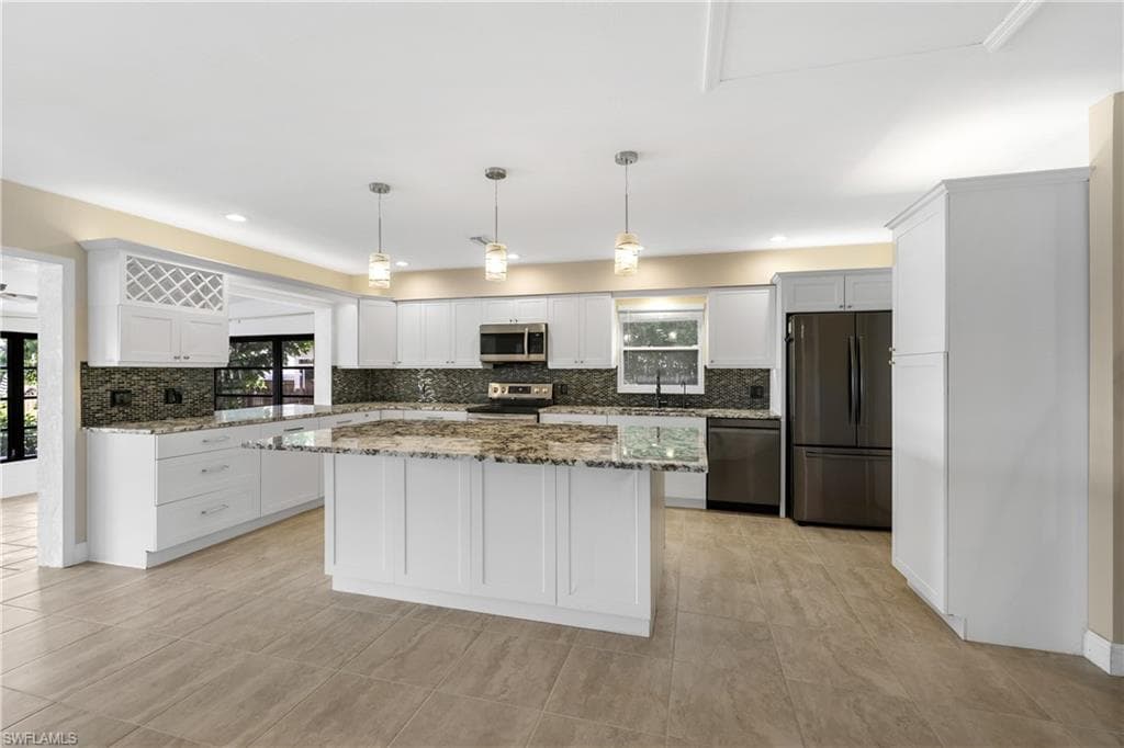 3461 Lakeview DR-12