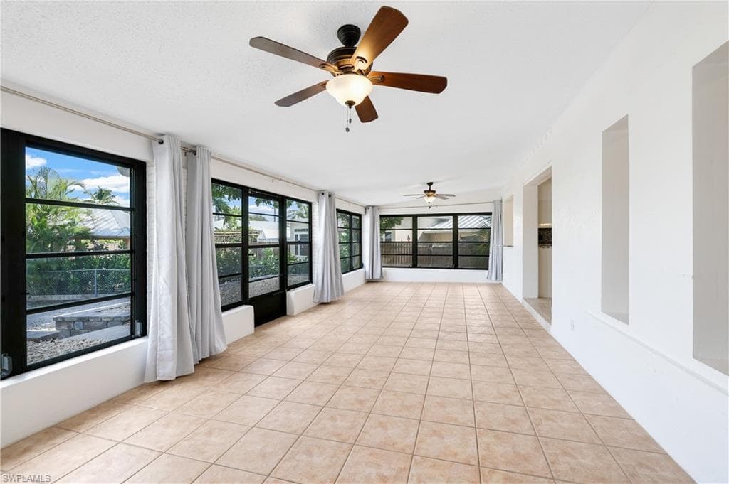 3461 Lakeview DR-21