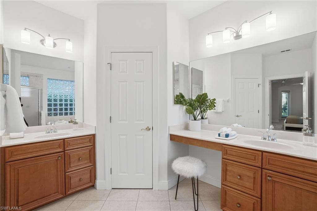 4828 Cerromar DR-28