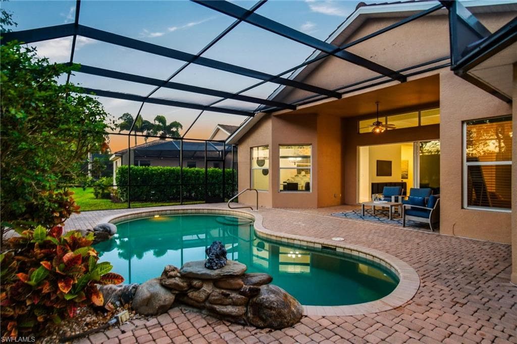 4828 Cerromar DR-37