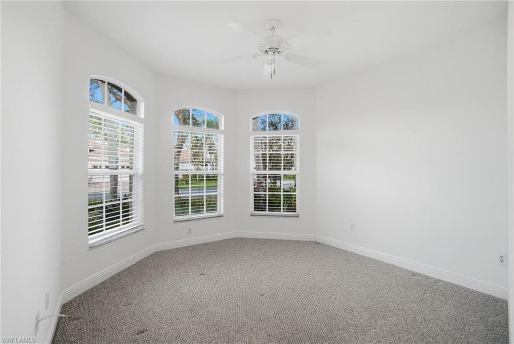 4828 Cerromar DR-31