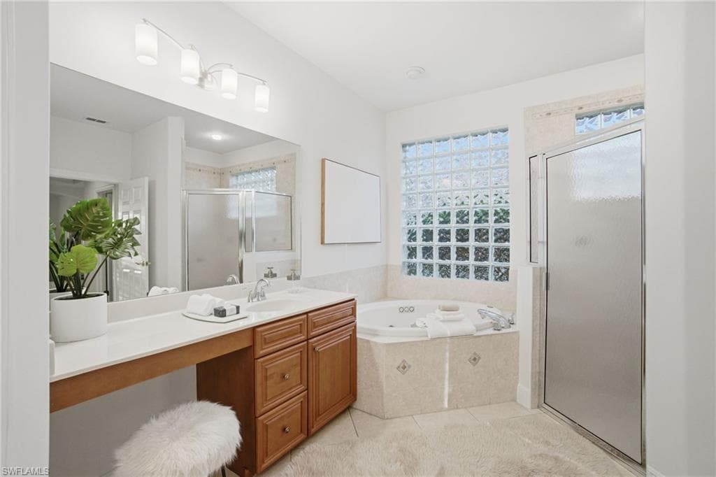 4828 Cerromar DR-29