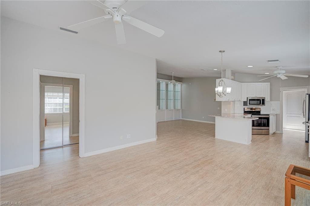 4756 San Carlo CT-11