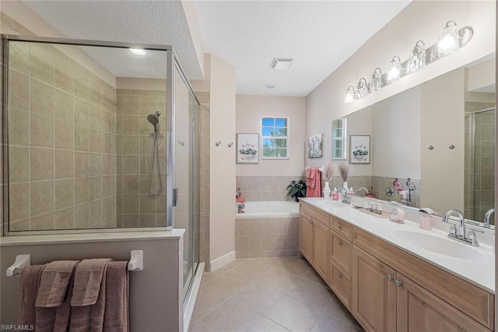 16580 Crownsbury WAY 202-12