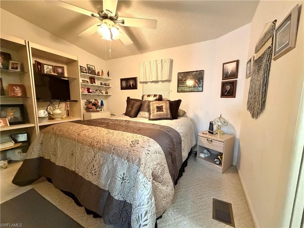 4621 Liberty LN E-23