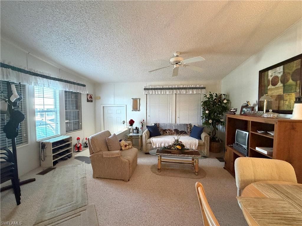 4621 Liberty LN E-13