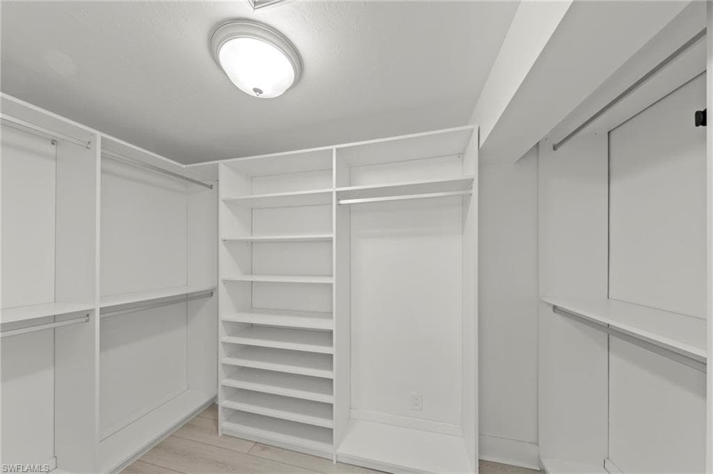 27260 Enclave DR-17