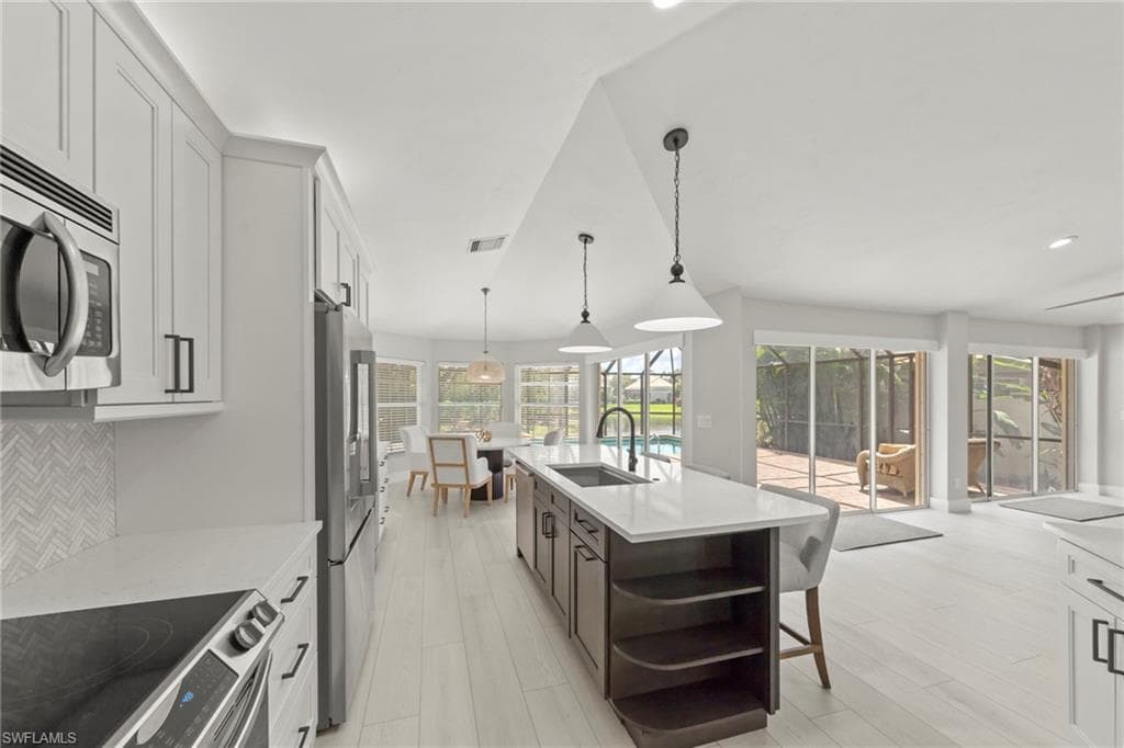 27260 Enclave DR-9