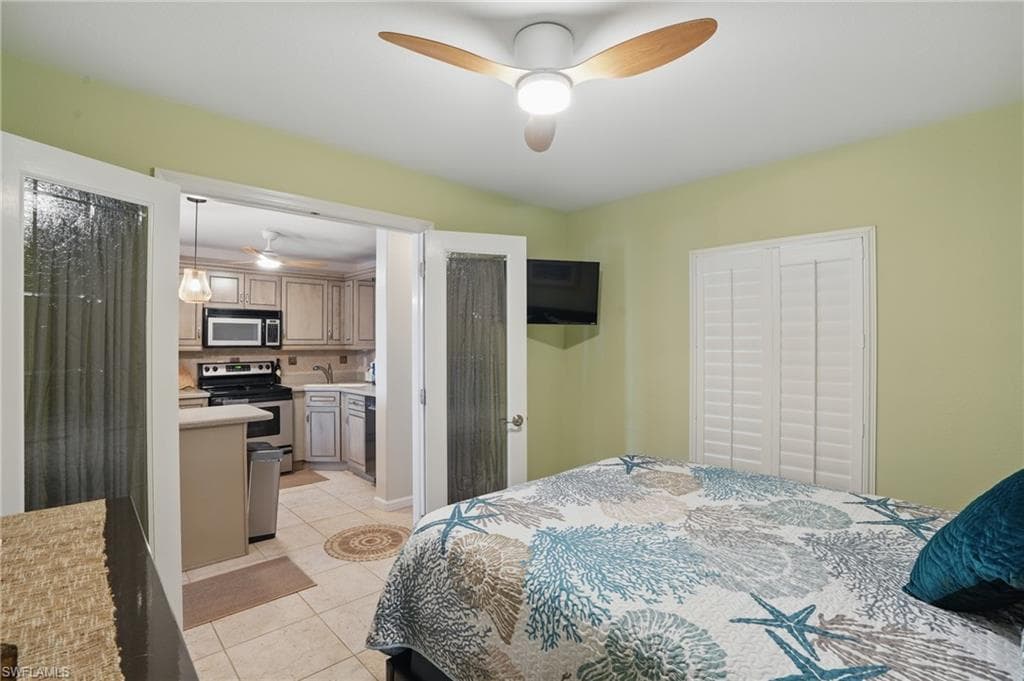 6891 Estero BLVD 362-17