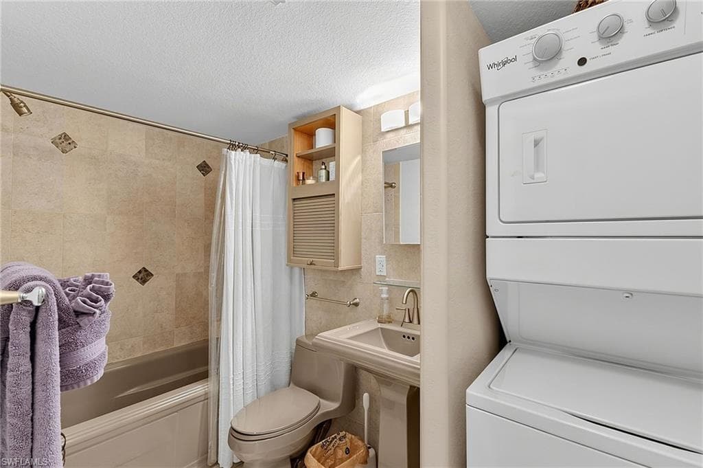 6891 Estero BLVD 362-22