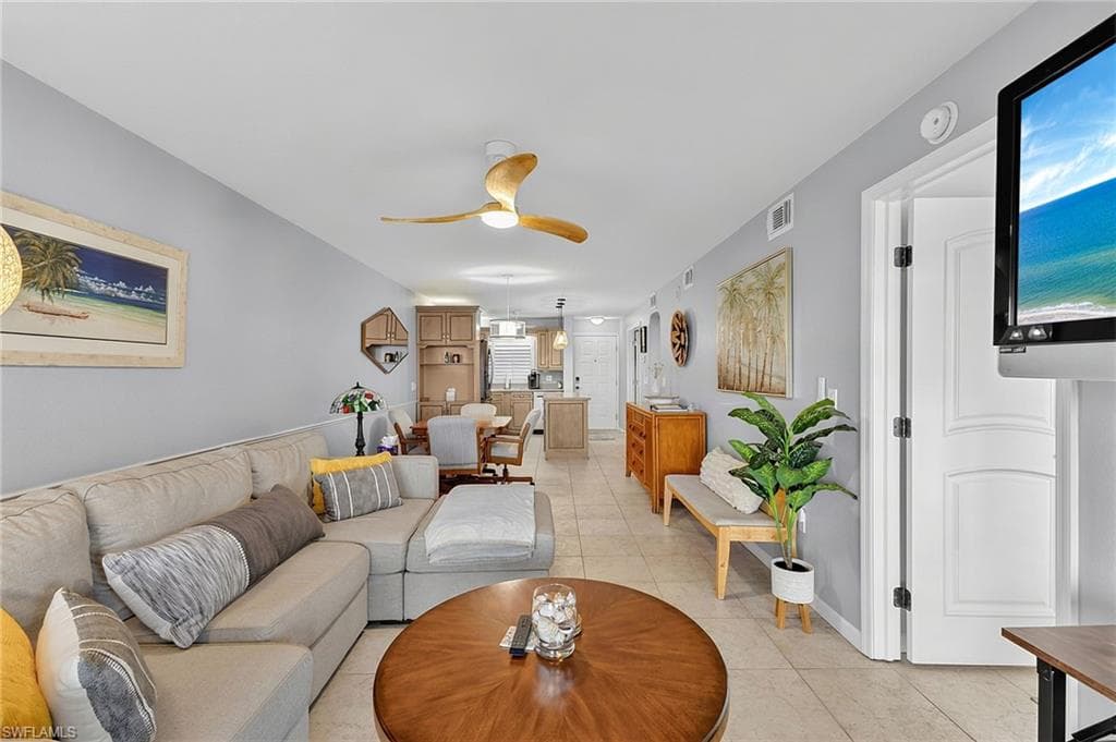 6891 Estero BLVD 362-7