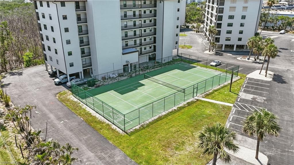 6891 Estero BLVD 362-29
