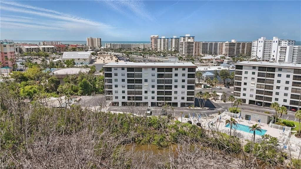 6891 Estero BLVD 362-25