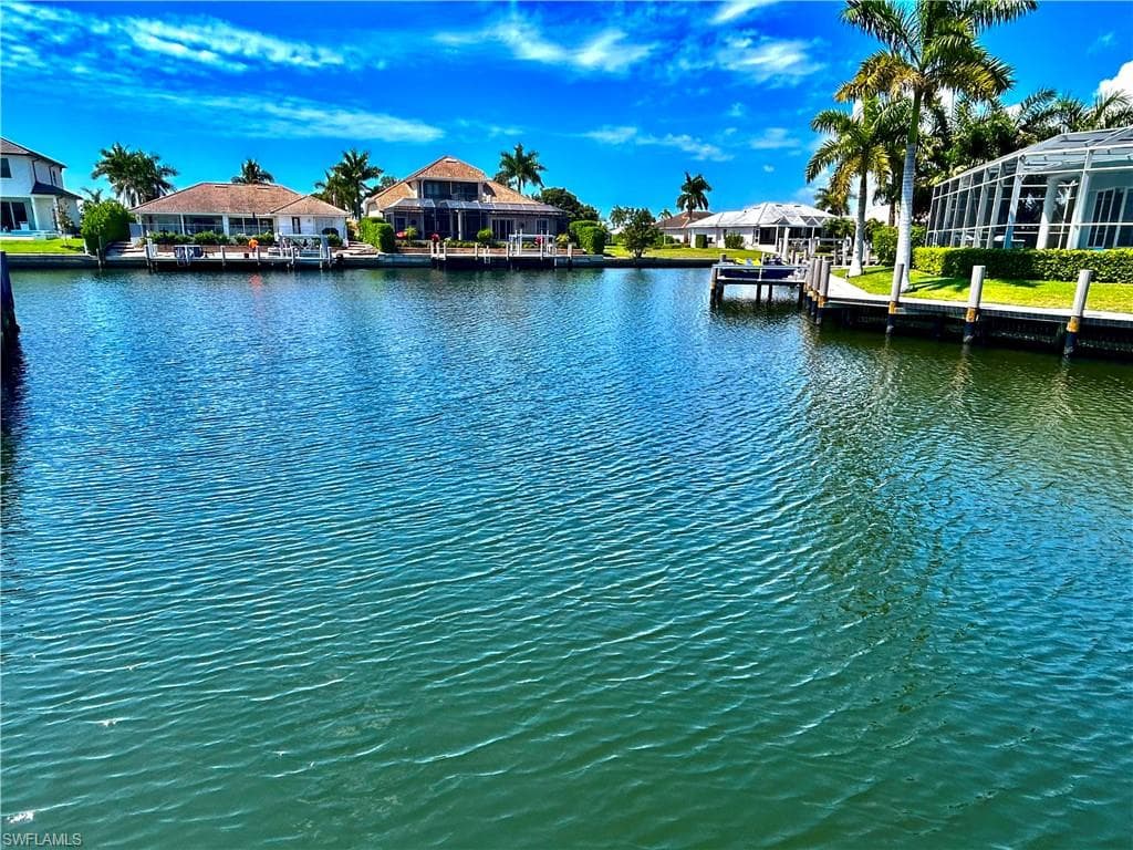 1775 Waterfall CT-2
