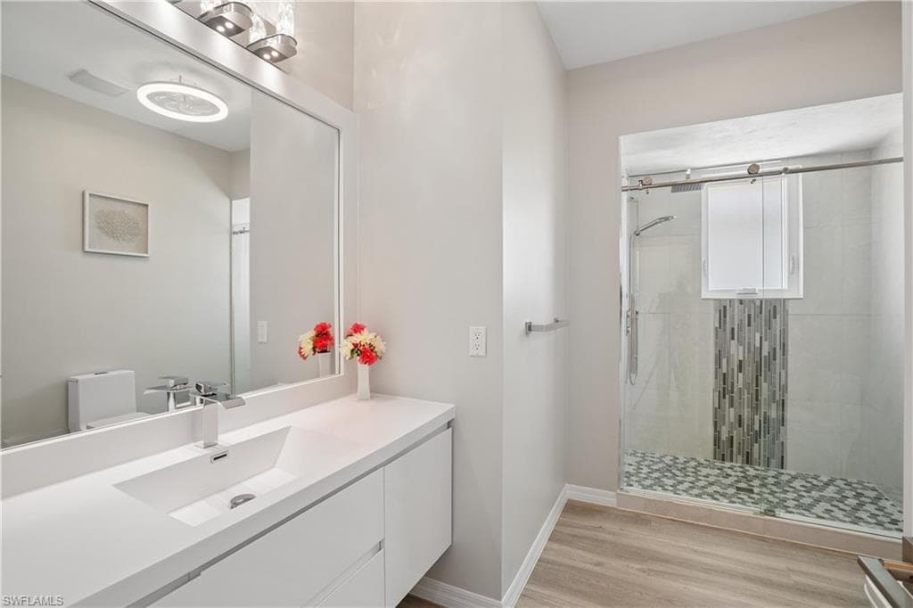 1775 Waterfall CT-28