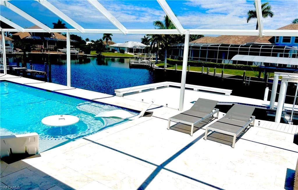 1775 Waterfall CT-5