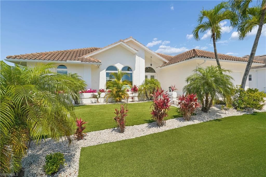 1775 Waterfall CT-9