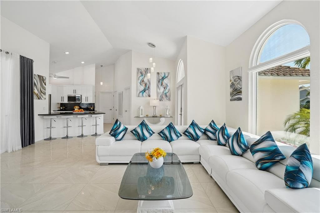 1775 Waterfall CT-14