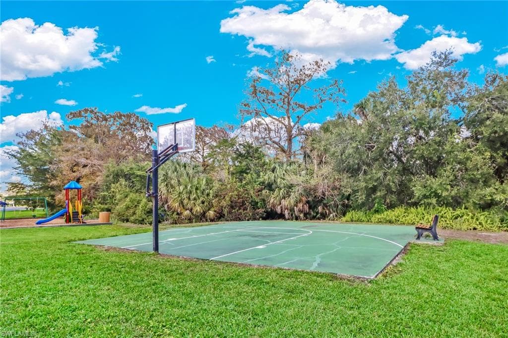 3588 Corinthian WAY-36