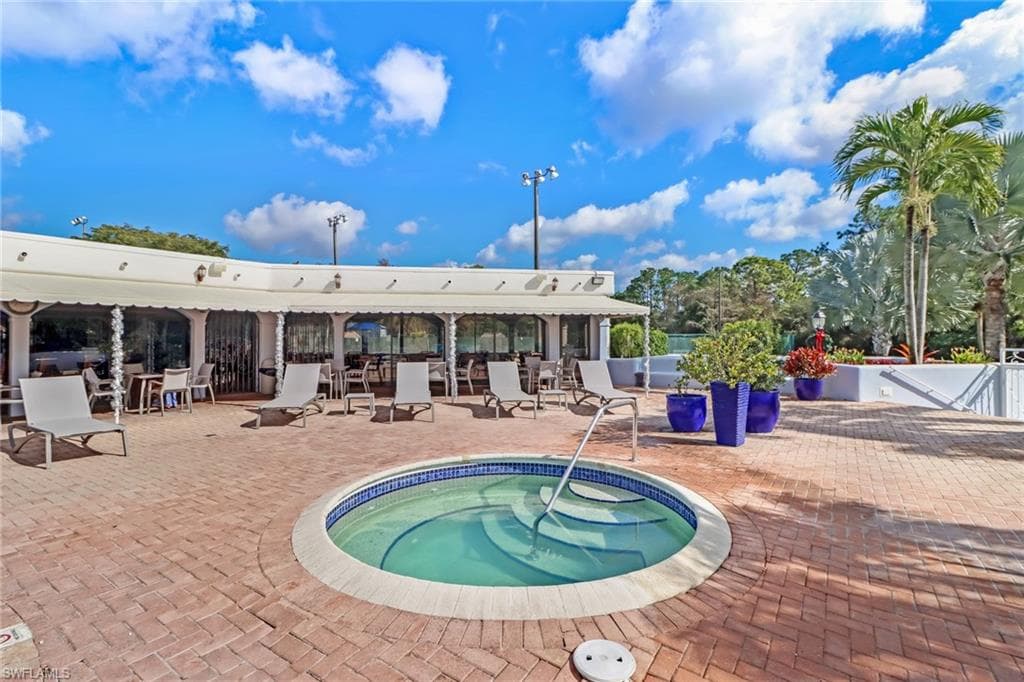 3588 Corinthian WAY-41