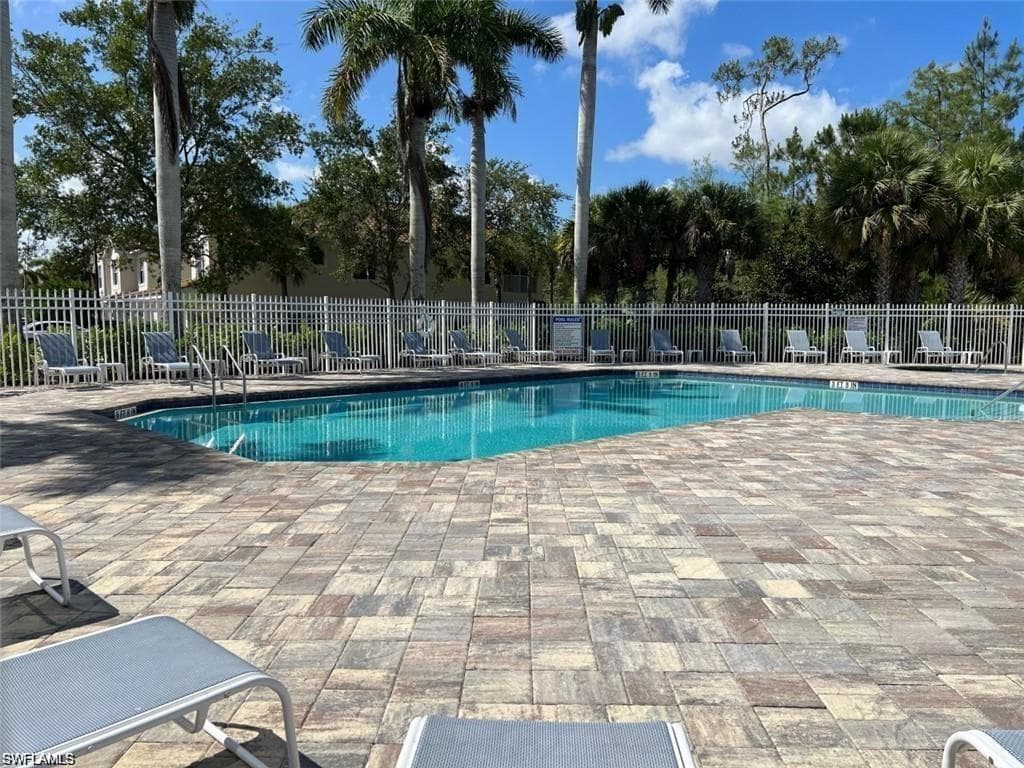 1405 Tiffany LN 1408-1