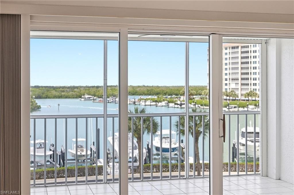 13105 Vanderbilt DR 407-13