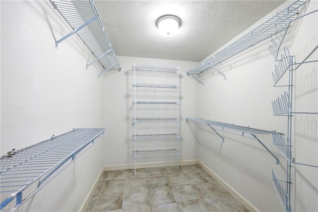 13105 Vanderbilt DR 407-26