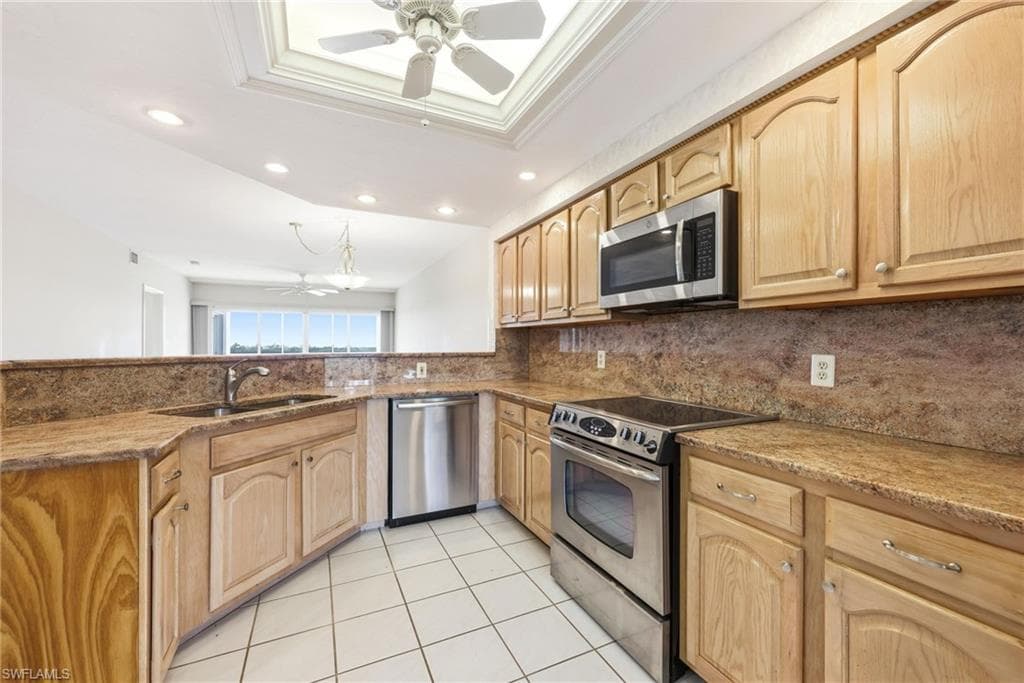 13105 Vanderbilt DR 407-3