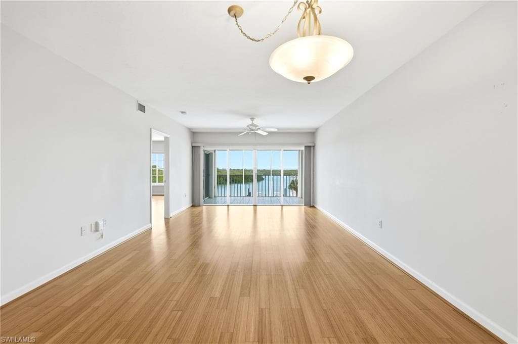 13105 Vanderbilt DR 407-28