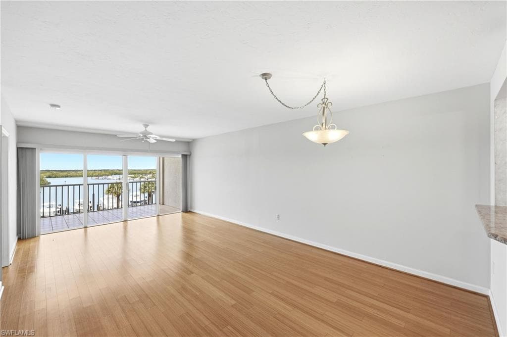 13105 Vanderbilt DR 407-10