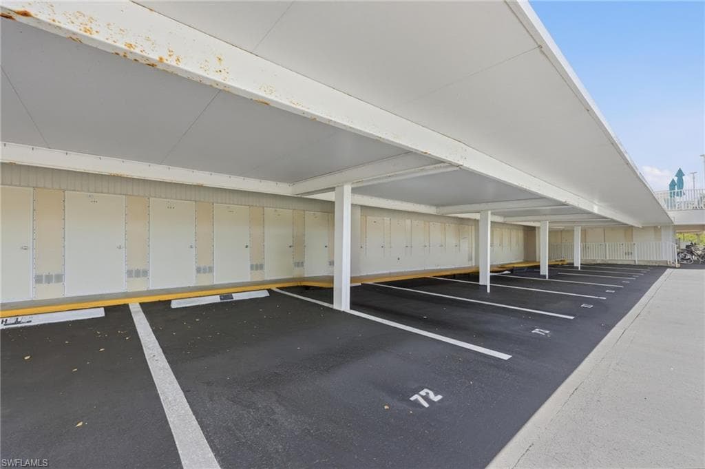 13105 Vanderbilt DR 407-33