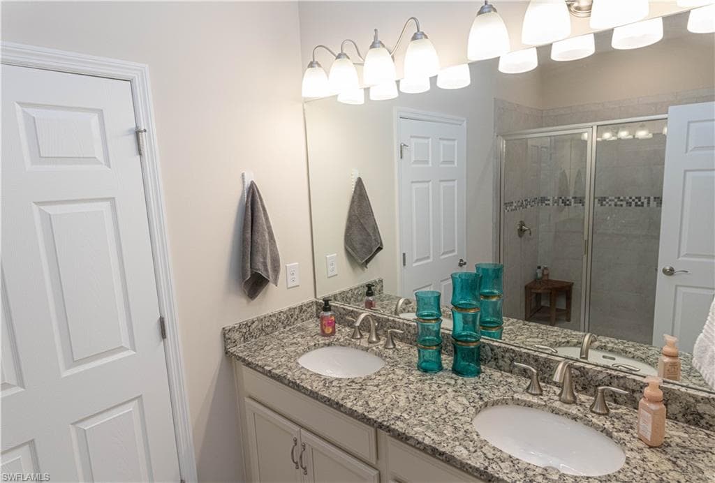 4431 Dutchess Park RD-17