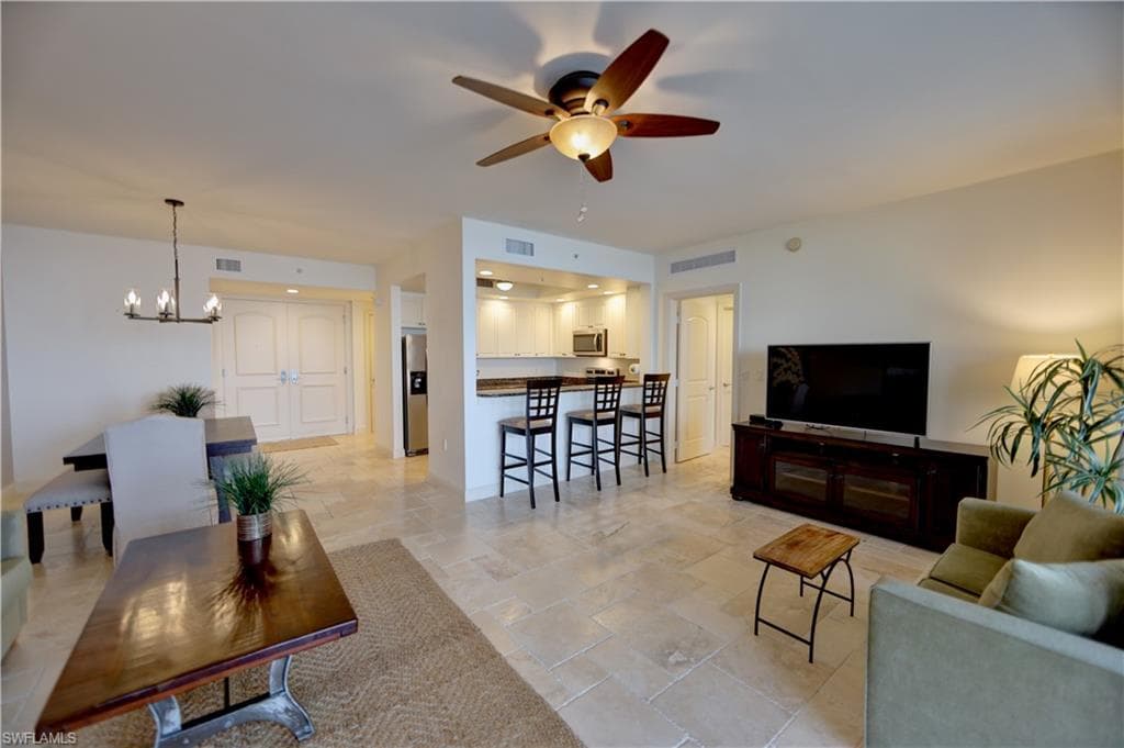 2090 W First ST 1009-7