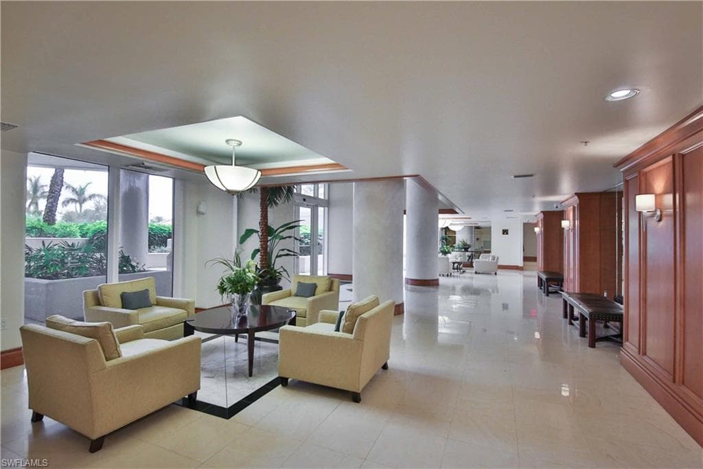 2090 W First ST 1009-34